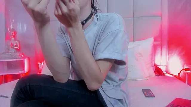 Hecatee 77 online show from November 2025 08:02:01 PM