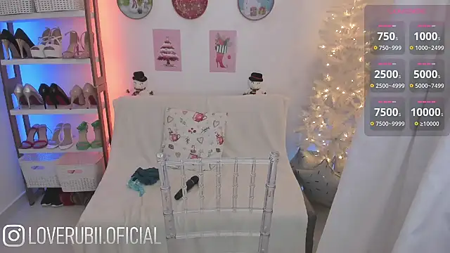loverubii online show from December 2024 10:01:02 PM