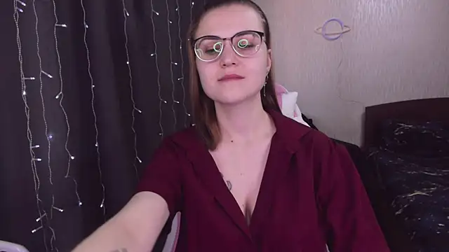 MissBrightShine online show from February 2025 01:08:02 PM