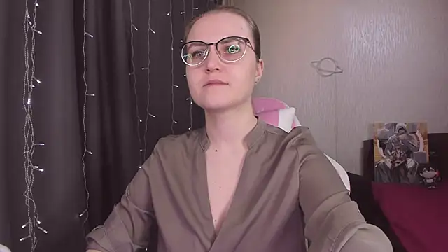 MissBrightShine online show from February 2026 11:59:01 AM