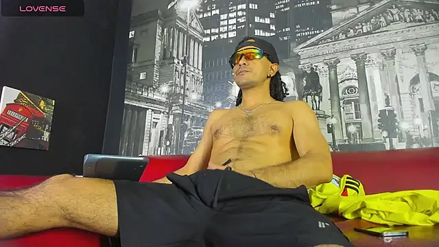 Snapshot of steffanxxll chatting on June 2026 04:51:02 AM steffanxxll online show from June 2026 04:51:02 AM