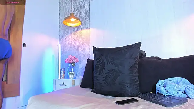Snapshot of steffanxxll chatting on July 2026 04:27:01 AM steffanxxll online show from July 2026 04:27:01 AM