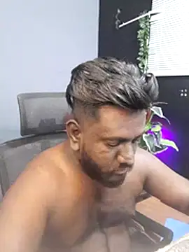 Rayansmith  online show from December 2025 12:54:01 PM