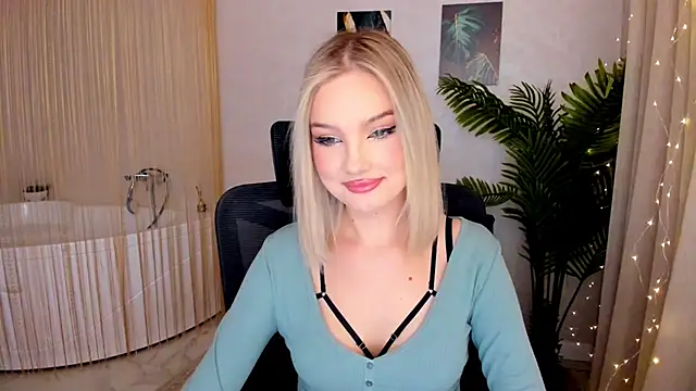 FloweryLove 1 online show from March 2025 10:49:02 PM