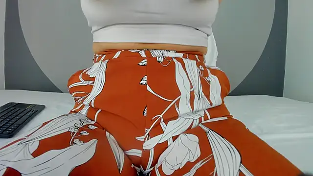 sarita duque online show from December 2025 11:59:01 AM