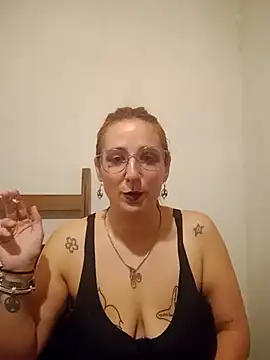 Snapshot of black_lady731 chatting on April 2026 11:40:01 PM black lady731 online show from April 2026 11:40:01 PM