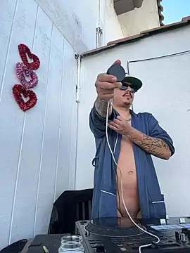 PeterGrandee online show from February 2025 10:34:01 PM