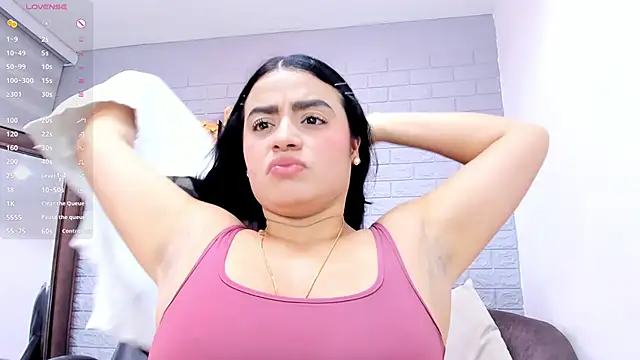 Snapshot of Paula_Desousa chatting on May 2026 07:40:02 PM Paula Desousa online show from May 2026 07:40:02 PM