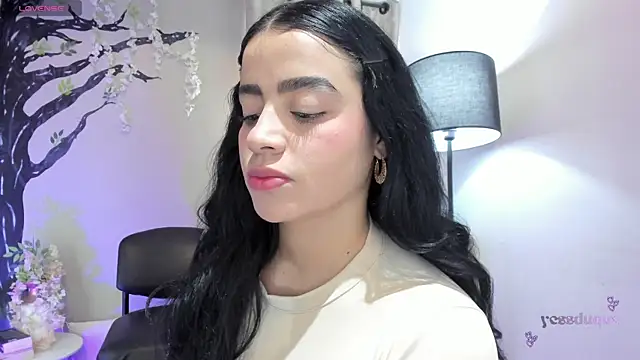 Snapshot of Paula_Desousa chatting on June 2026 05:13:02 PM Paula Desousa online show from June 2026 05:13:02 PM