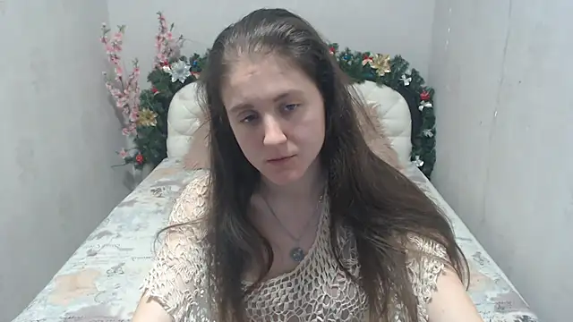 Holliy Cooper online show from January 2025 08:07:02 AM