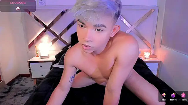 Austin connor  online show from January 2025 03:32:01 PM