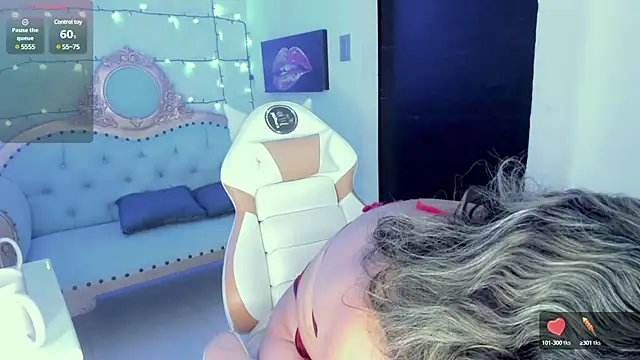 dianamilf online show from January 2025 02:11:01 AM