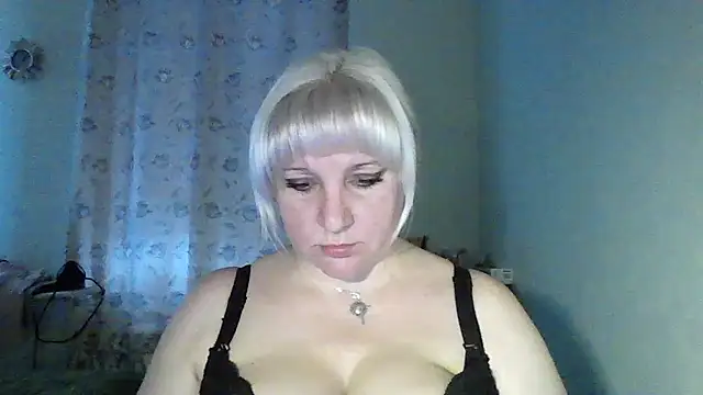 MeilomaWesa online show from December 2025 10:11:01 AM