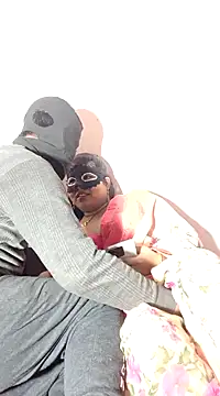 Snapshot of Something_61 chatting on February 2025 05:30:02 PM Something 61 online show from February 2025 05:30:02 PM