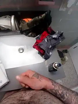 JObuddy661 online show from April 2026 10:43:02 PM