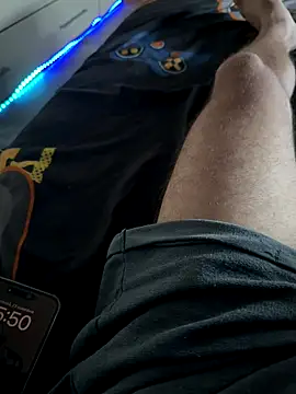 Petrisor92 online show from November 2025 02:50:01 PM