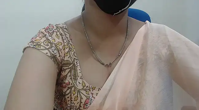 Lovely Siri 23 online show from March 2025 10:49:01 PM