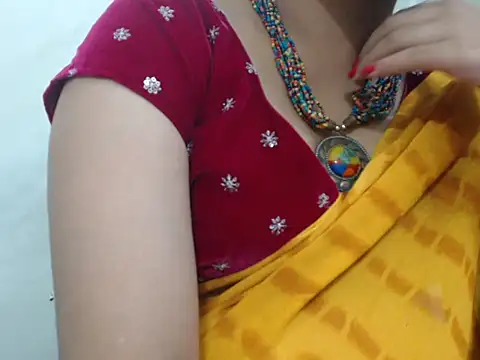 Lovely Siri 23 online show from June 2026 01:38:02 PM