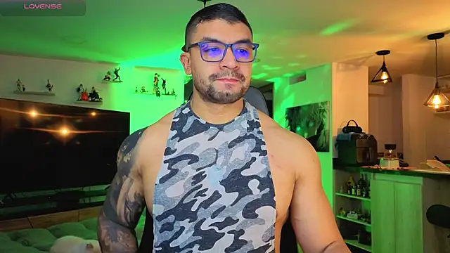 Michael Diamond online show from October 2025 02:36:02 AM