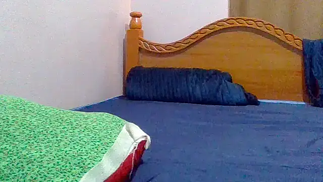 sweet-fancy online show from April 2026 05:18:02 AM