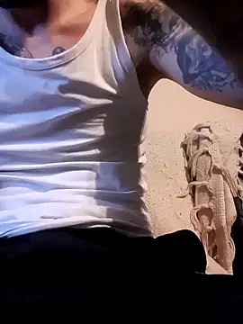 PIercingBoy38 online show from February 2025 03:58:01 PM