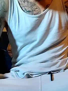 PIercingBoy38 online show from October 2025 11:33:02 AM