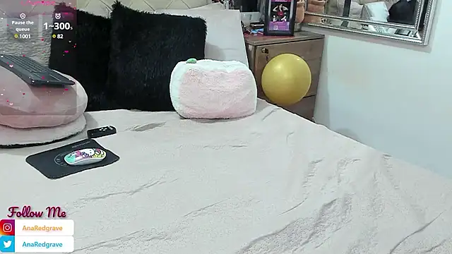 AnnaRedgrave online show from December 2024 01:10:01 PM