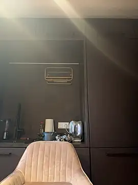 Snapshot of Bella-Tight chatting on April 2026 04:39:02 AM Bella-Tight online show from April 2026 04:39:02 AM