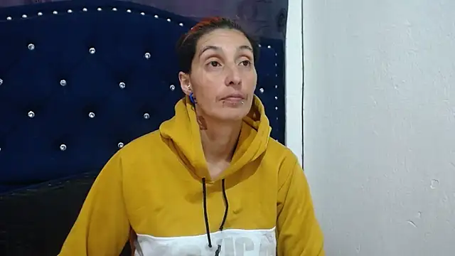 anyu1306 online show from December 2024 02:33:02 PM