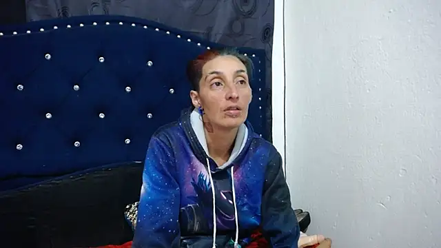 anyu1306 online show from February 2025 02:40:01 AM