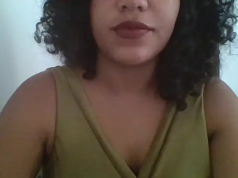 Snapshot of savanahottie chatting on February 2026 12:32:02 PM savanahottie online show from February 2026 12:32:02 PM