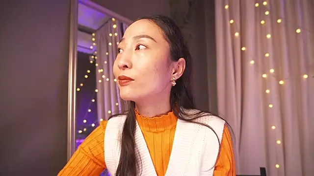 1reisatumi  online show from November 2025 01:32:02 PM