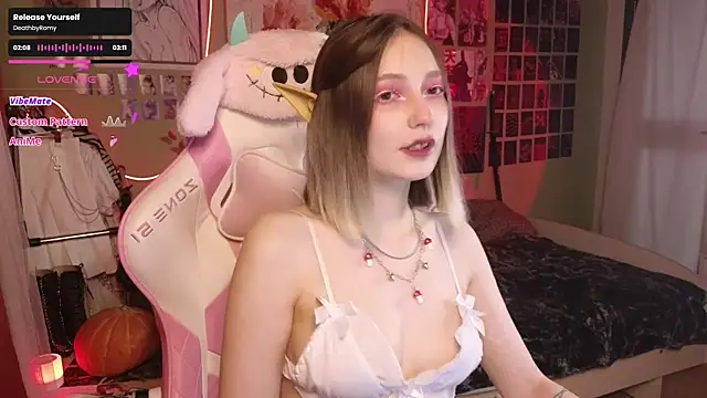 Evie Ro online show from October 2025 10:33:01 PM