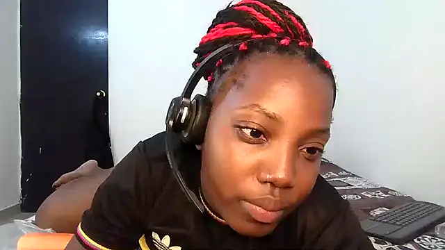 Ashaichious online show from March 2026 11:44:01 PM