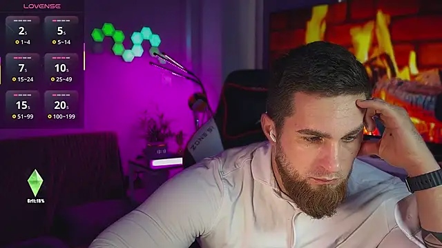 Snapshot of Sweeet__boy chatting on February 2026 10:14:02 AM Sweeet boy online show from February 2026 10:14:02 AM