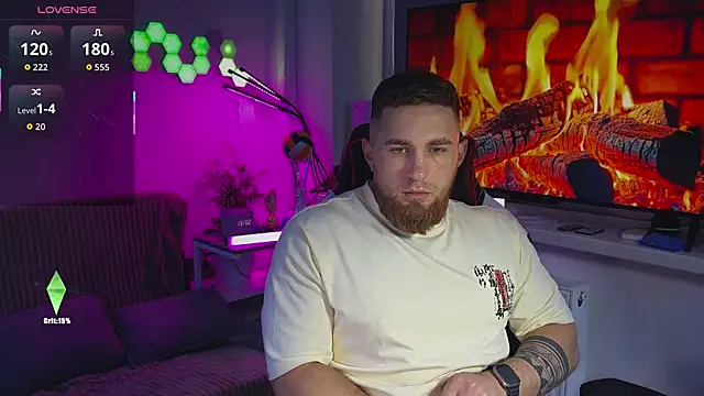 Snapshot of Sweeet__boy chatting on February 2026 10:04:01 AM Sweeet boy online show from February 2026 10:04:01 AM