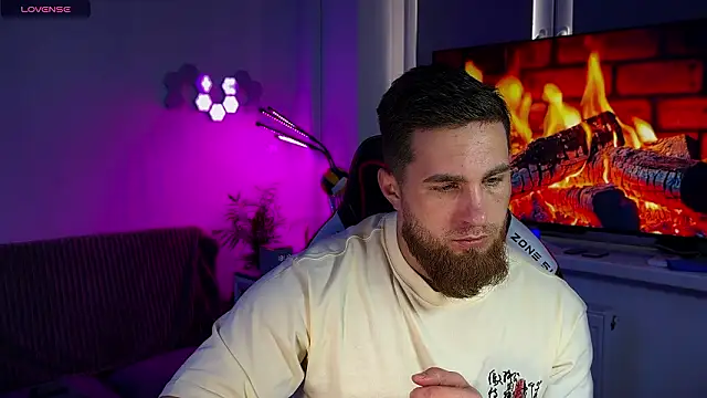 Snapshot of Sweeet__boy chatting on March 2026 10:18:02 AM Sweeet boy online show from March 2026 10:18:02 AM