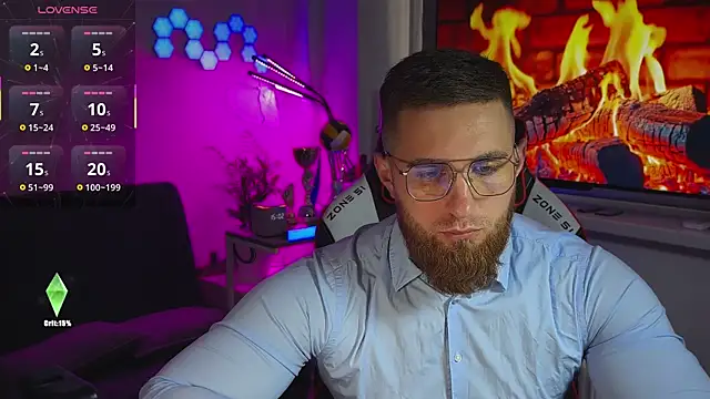 Snapshot of Sweeet__boy chatting on April 2026 12:03:02 PM Sweeet boy online show from April 2026 12:03:02 PM