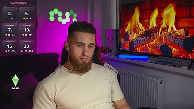 Snapshot of Sweeet__boy chatting on April 2026 11:16:01 AM Sweeet boy online show from April 2026 11:16:01 AM