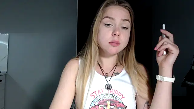 Snapshot of Sunbeam_ chatting on May 2026 09:12:01 PM Sunbeam online show from May 2026 09:12:01 PM
