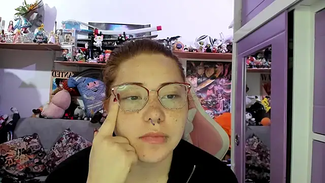 soficammy online show from June 2026 10:43:01 PM