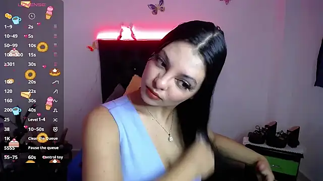 Snapshot of susan_smith18 chatting on February 2025 02:21:01 PM susan smith18 online show from February 2025 02:21:01 PM