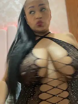 Snapshot of sofia_xxx02 chatting on April 2026 09:39:33 PM sofia xxx02 online show from April 2026 09:39:33 PM