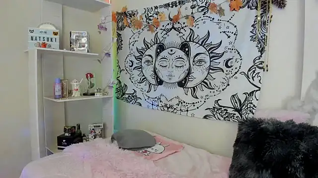Snapshot of Laughing_Naty chatting on September 2025 11:41:02 PM Laughing Naty online show from September 2025 11:41:02 PM