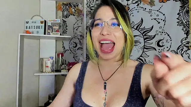 Snapshot of Laughing_Naty chatting on October 2025 06:11:02 AM Laughing Naty online show from October 2025 06:11:02 AM