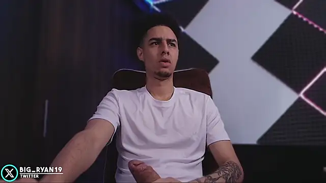 bigryann23 online show from February 2026 02:46:02 PM